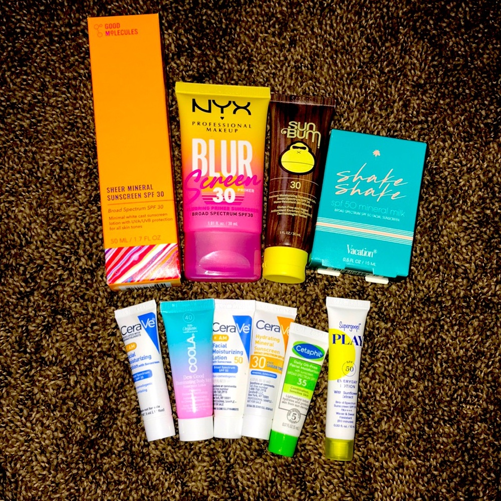 Sunscreen bundle 10 items total / 6 sample sized see pics all bnib